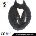 Новый стиль черный модный ручной вязание крючком шарф